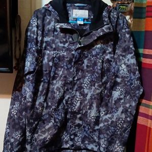 Columbia sportswear ski jacket light weight